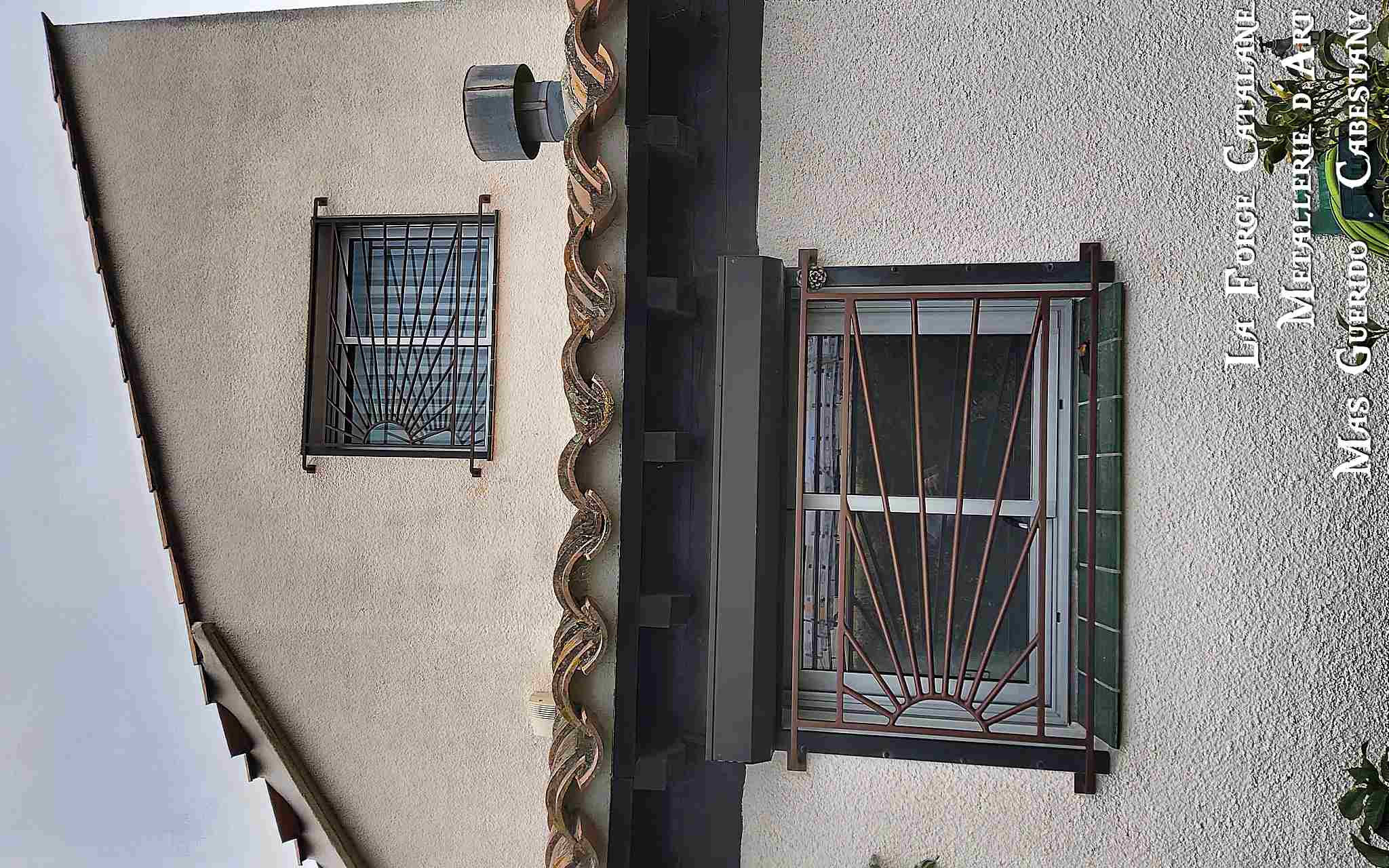 grilles de protection fixes soleil forge catalane.jpg